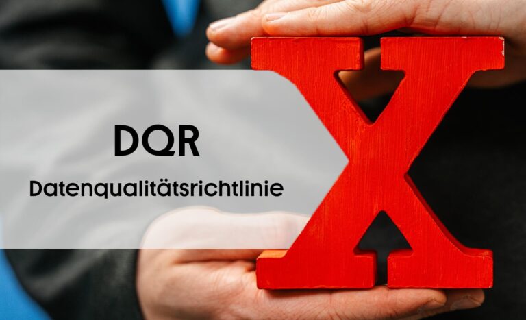 Beitragsbild zum NEXIpedia-Glossarbeitrag: DQR neben rotem X